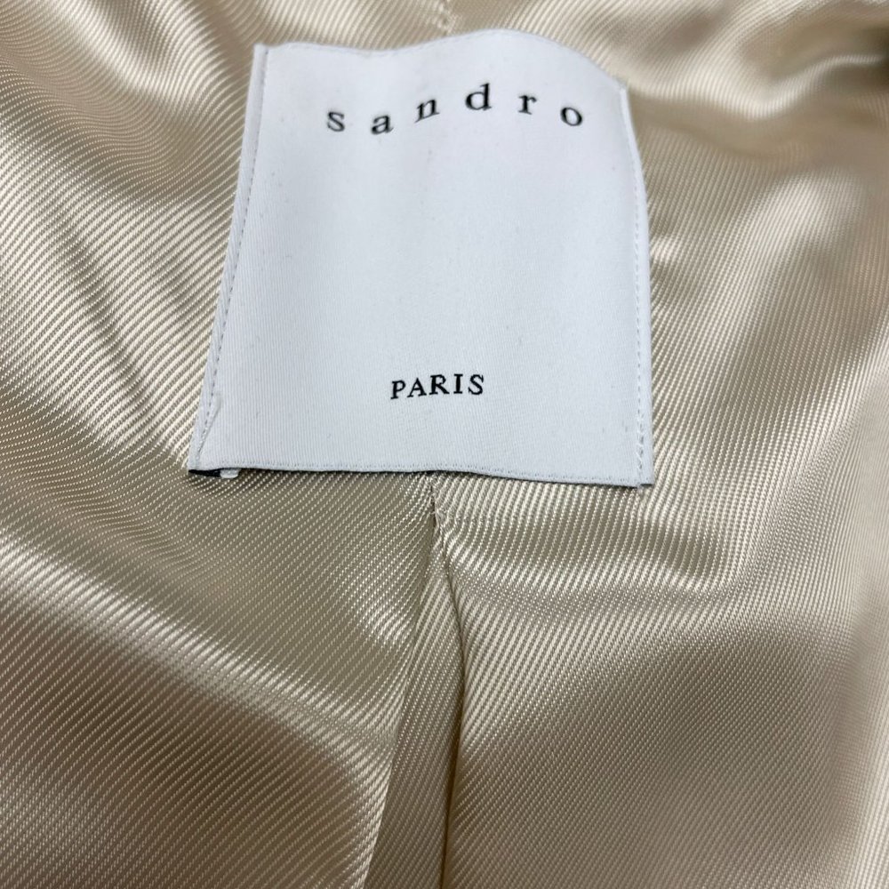 Vino Pleated Trench Coat - Picture 5 of 9